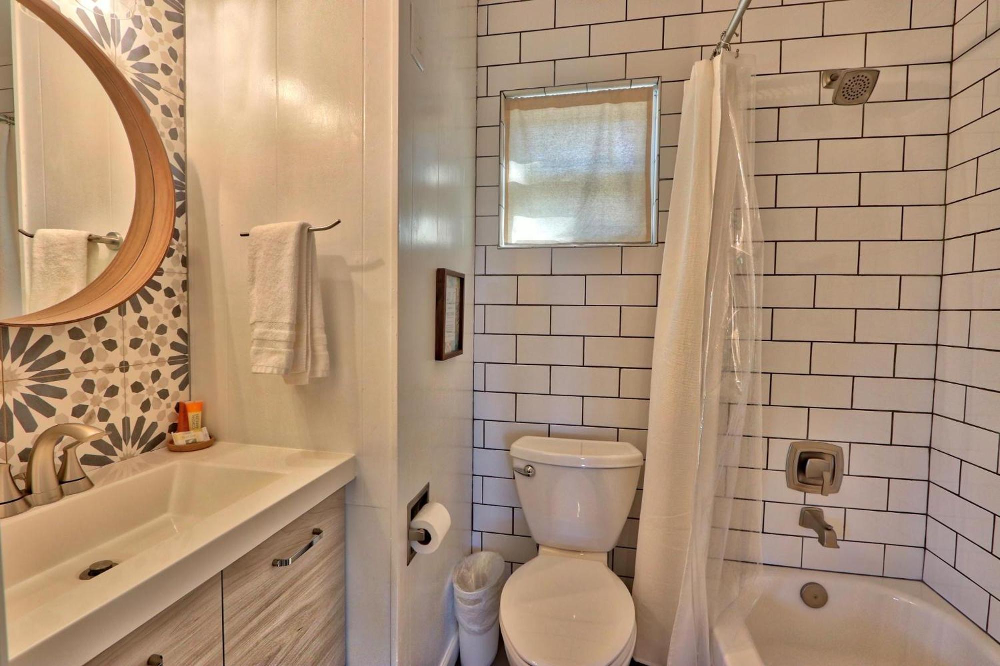 Millie'S Cottages Unit 5 - Josephine 峡谷湖 外观 照片